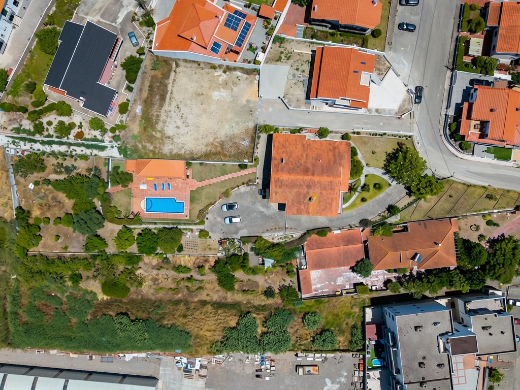 Moradia T5 com Piscina em Lourinhã - Image 45