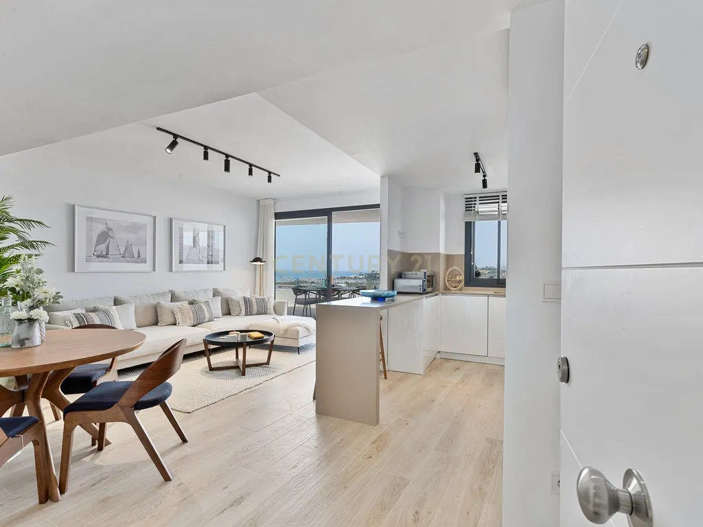 Apartamento com vista para o mar e Gibraltar - New Golden Mile, Estepona - Image 3