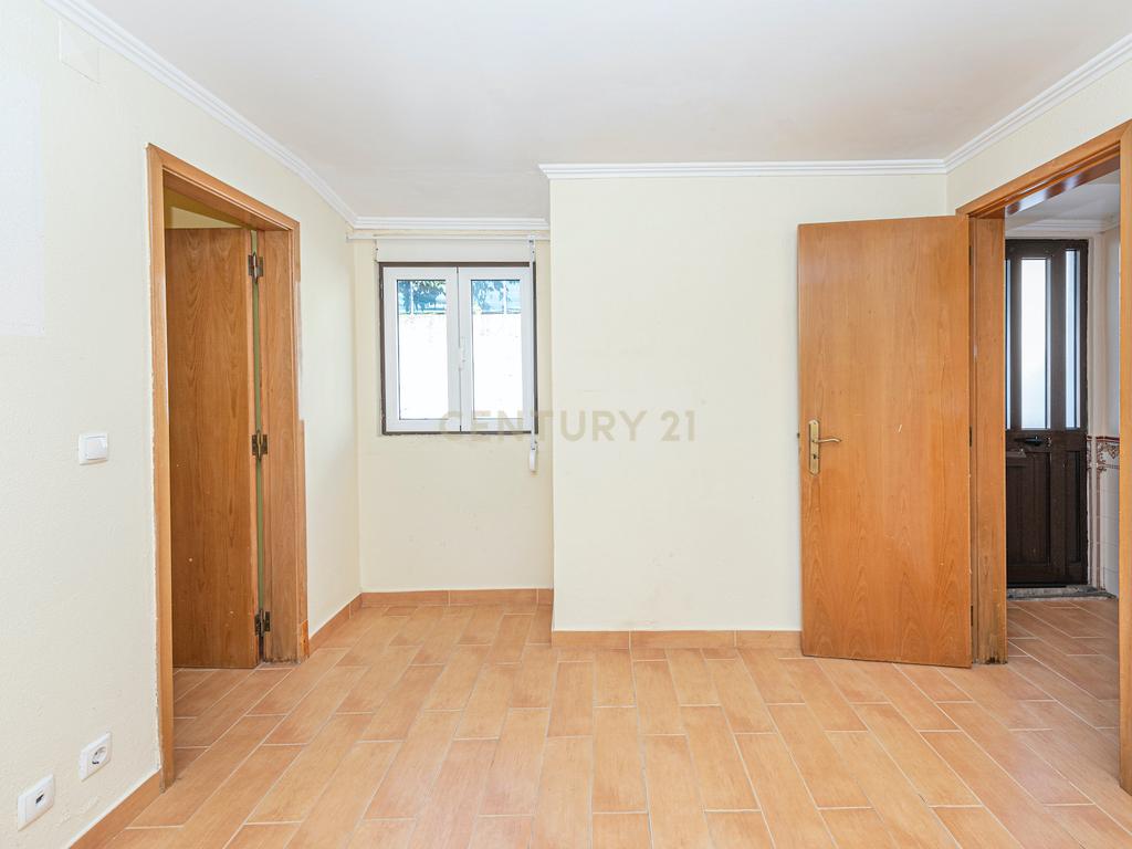 Moradia com 136 m2 de área útil localizada na  Rua da Capela, Idanha Belas  - Image 20