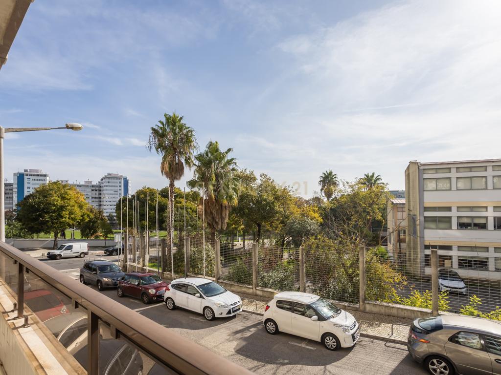 Apartamento T4, centro de Almada com terraço - Image 24