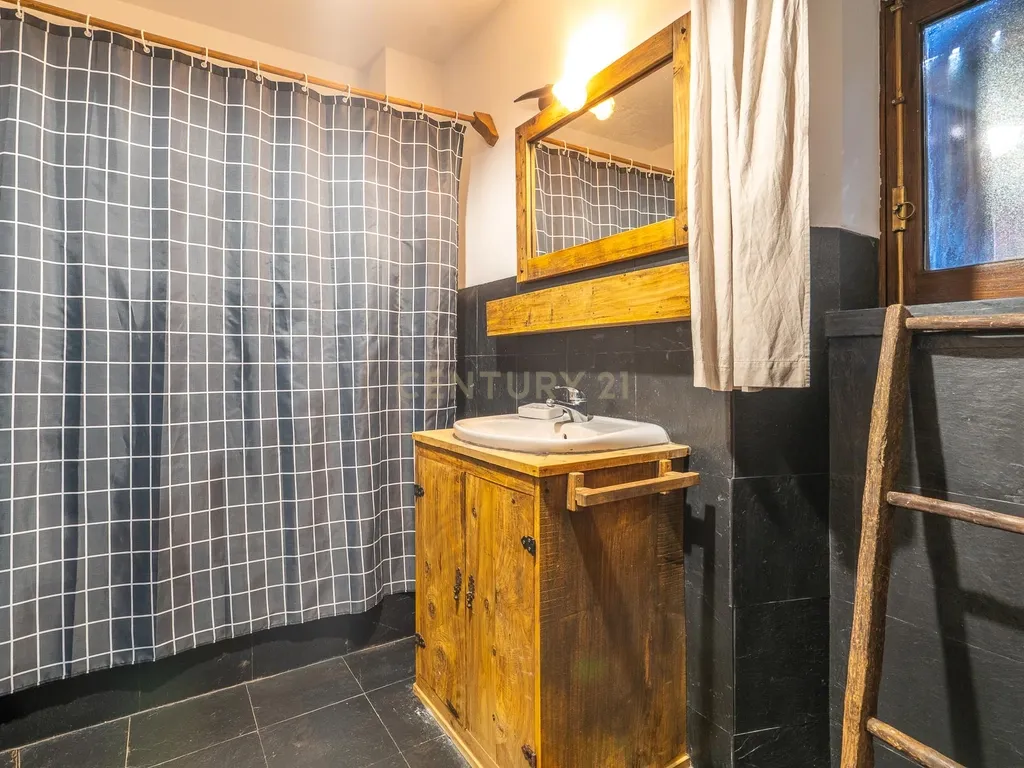 Casa Moderna em Góis, Coimbra - 3 Quartos e 2 Casas de Banho - Image 16