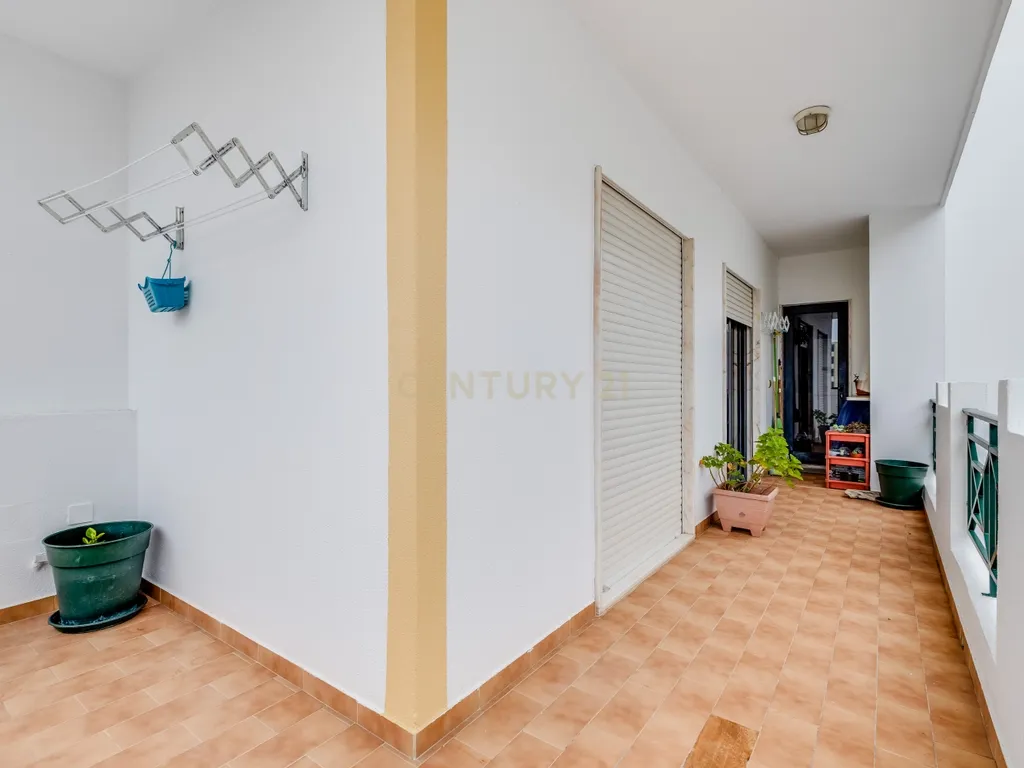 Apartamento T3 com vista mar em Faro - Image 24