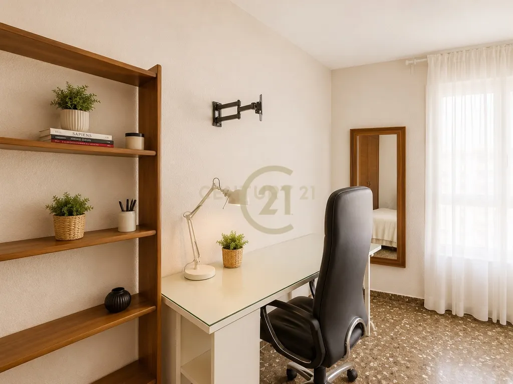 !! Habitação de 265 m² na Avenida Andalucía, Málaga !! - Image 22