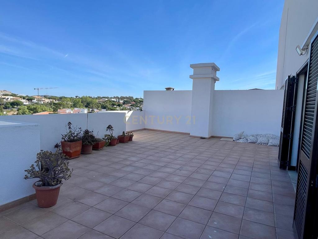 Exclusivo Apartamento T2 - Quarteira - Lugar de Garagem - Varandas - Praias - Marina Vilamoura - Image 9