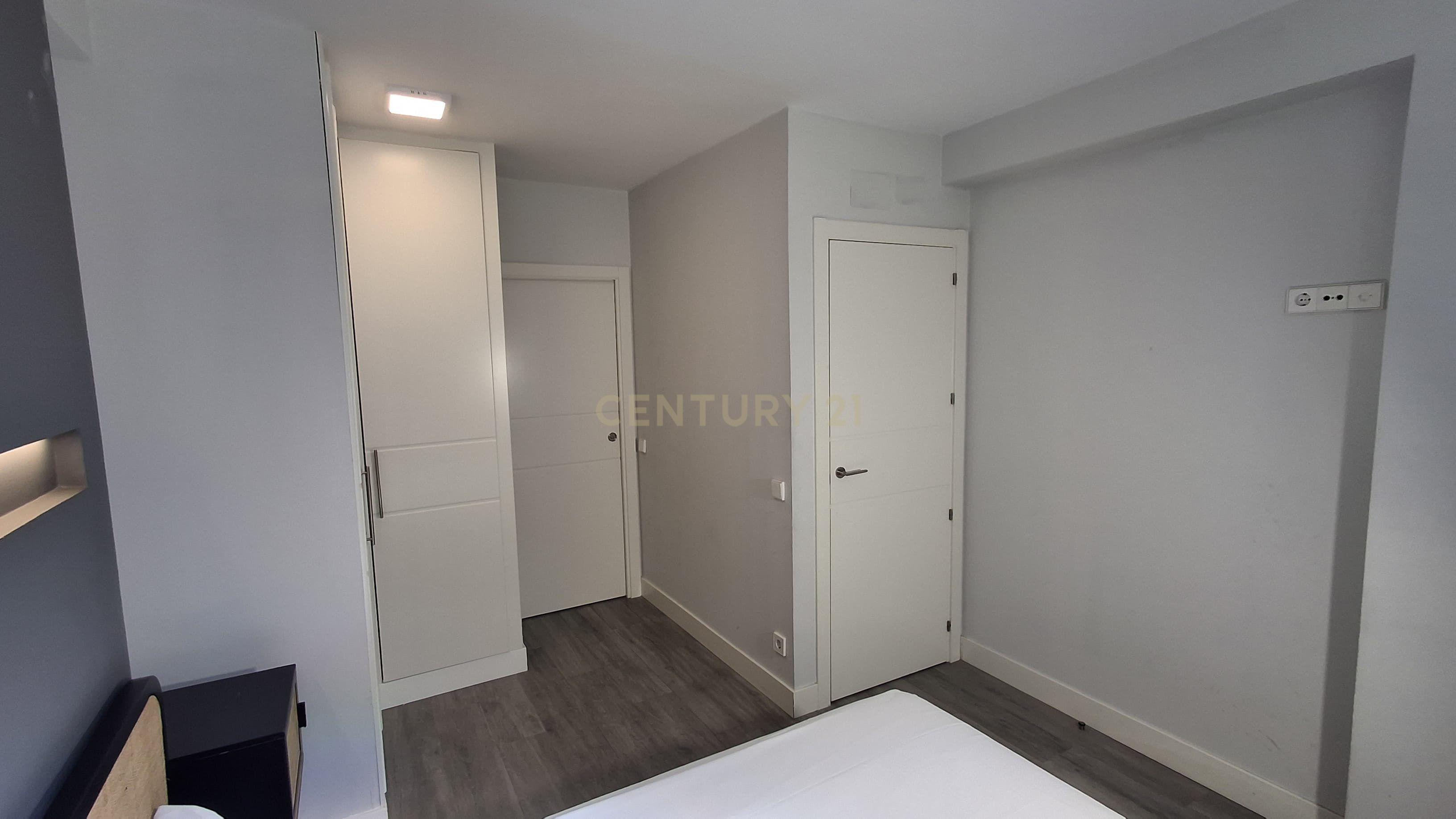Oportunidade de Investimento em Arturo Soria! Loft Dividido em 2 Unidades Independentes – Flexibilidade, Rentabilidade e Estilo - Image 2