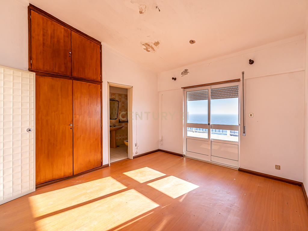 Moradia com Vista Panorâmica para o Mar – Ribamar / Ericeira - Image 22