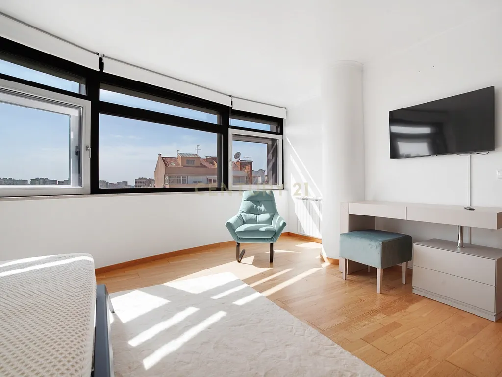 Apartamento T5 Duplex de Luxo para Arrendamento – Avenida do Brasil, Lisboa - Image 49