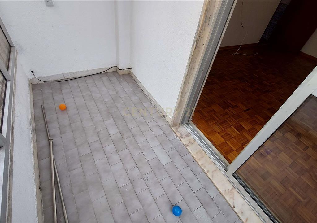 Apartamento T2 Rio de Mouro - Image 9