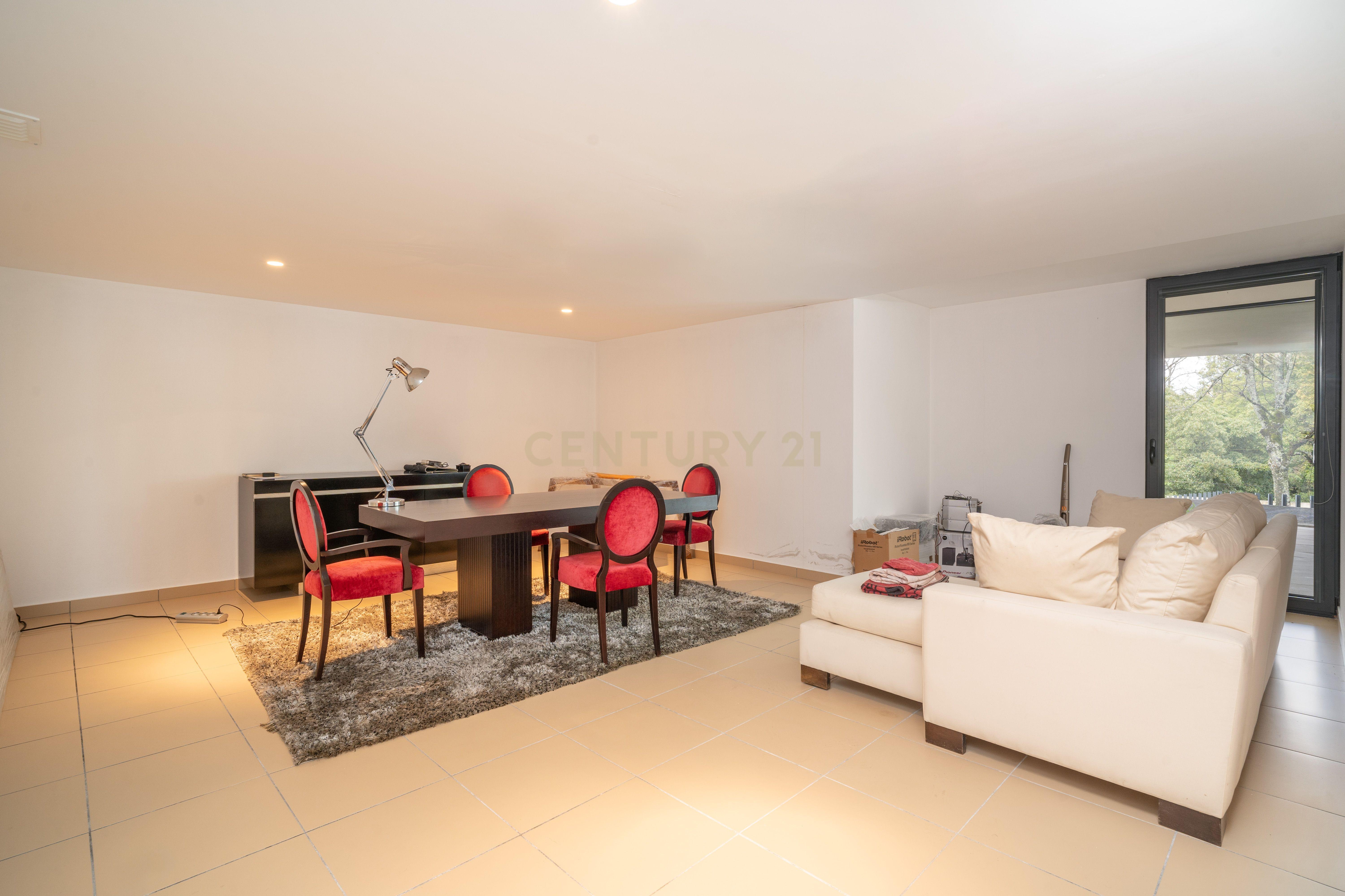 Requintada Penthouse T6 em Celas - Coimbra - Image 32