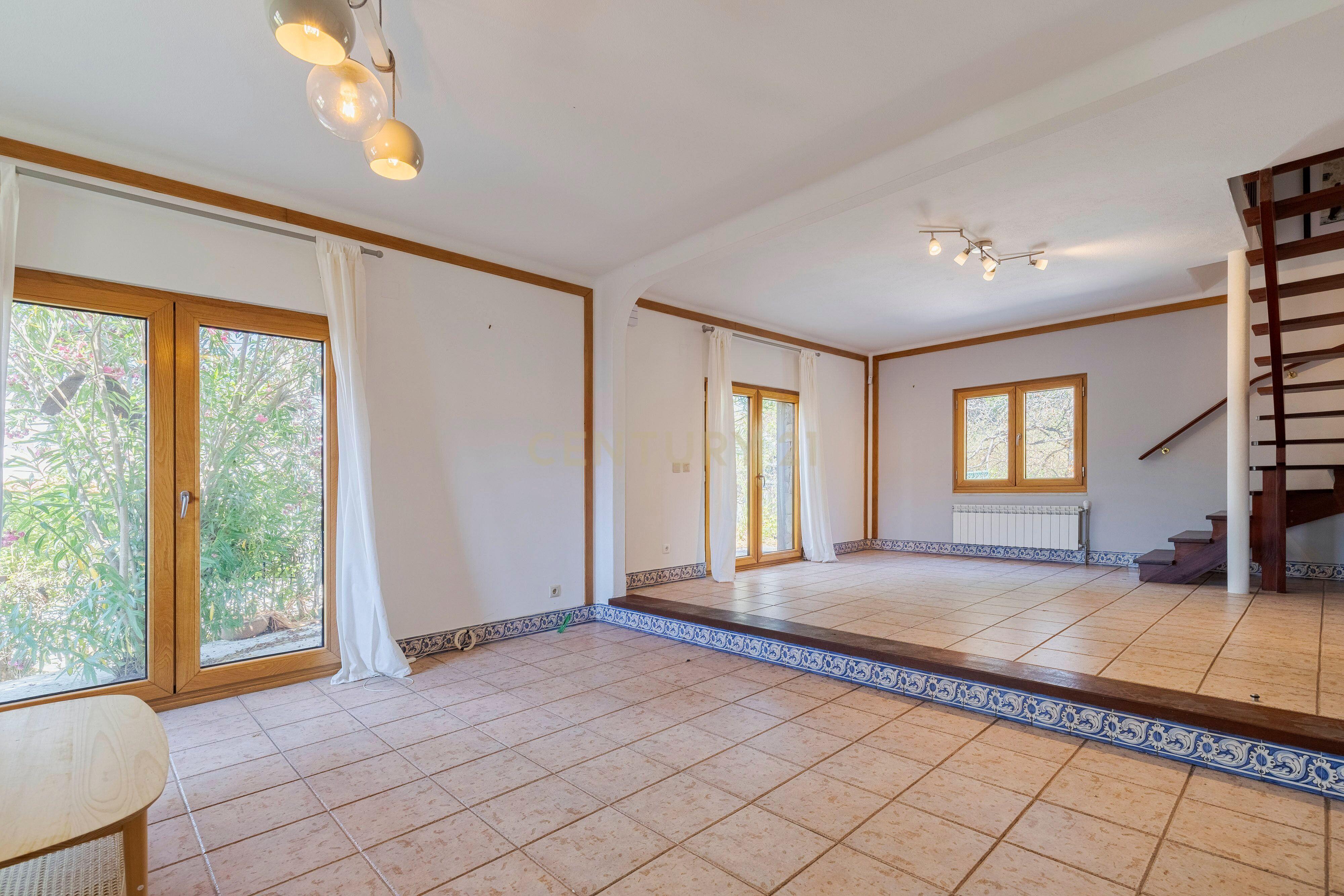 Fotografia 12 de Moradia T4 Exclusiva com Piscina | Vista Serra da Arrábida | Setúbal