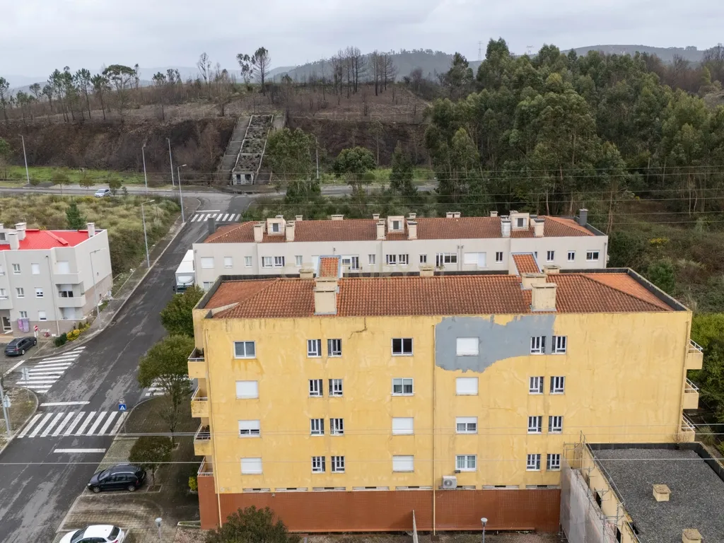 Conforto e Funcionalidade: T2 com Garagem em Ermesinde - Image 30