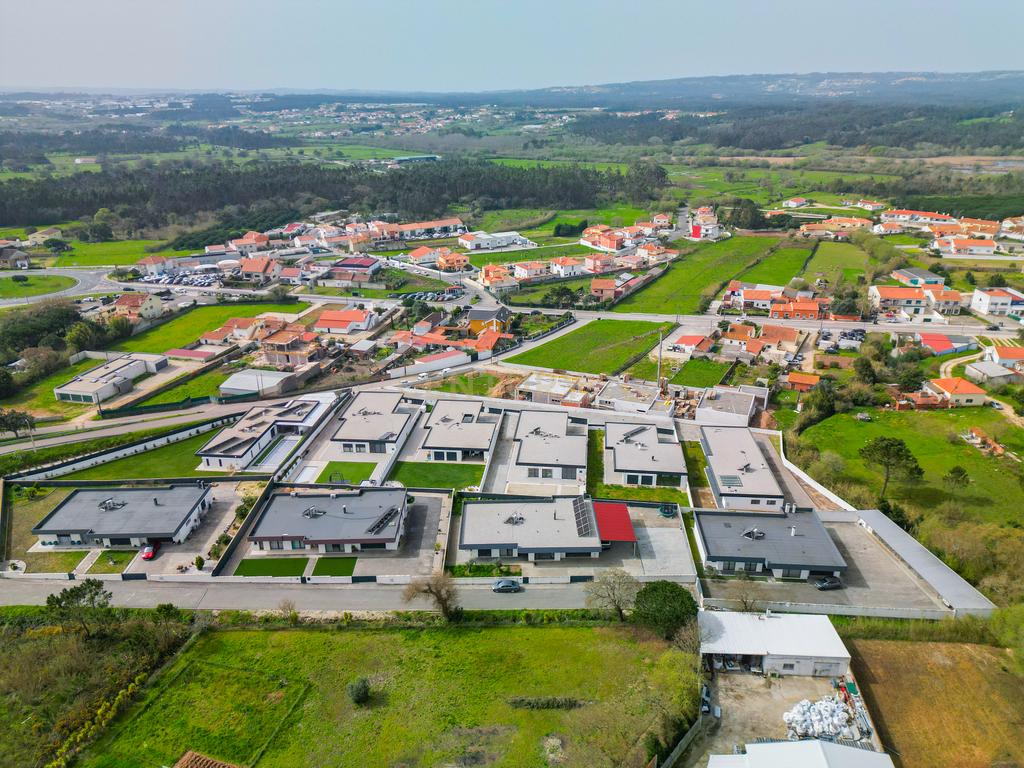 Moradias T3 Novas – Tornada, Caldas da Rainha - Image 6
