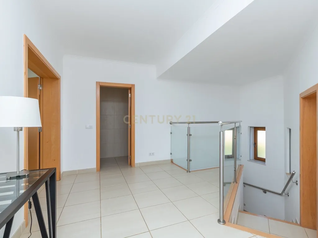 Moradia isolada, T4+1 à venda por 1.197.000€ - Image 8