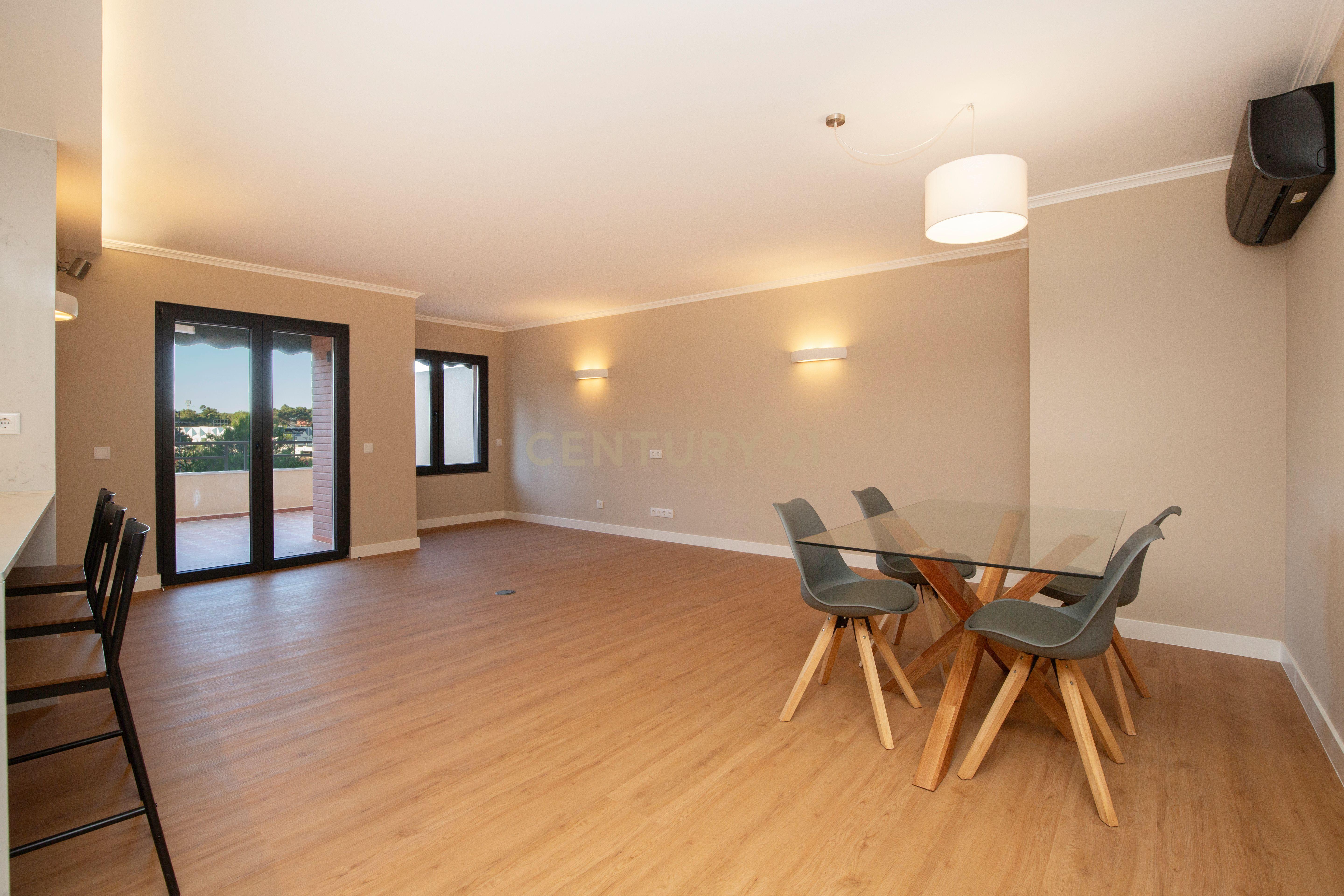 Apartamento T3 Remodelado na Exclusiva Quinta da Graciosa, Estoril - Image 8