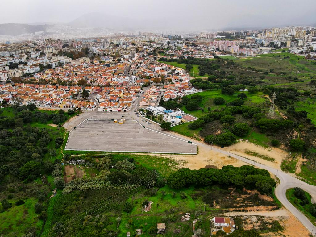 Setúbal - Terreno com capacidade construtiva (4.280m2) - Image 6