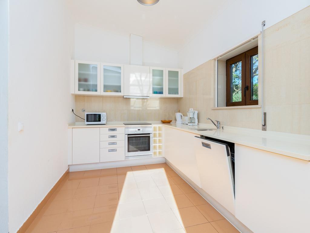 Moradia T4 Independente – Um Refúgio de Conforto e Elegância - Image 14