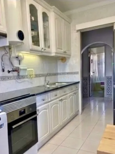 Apartamento T3 em Santo António dos Cavaleiros, Loures. - Image 3