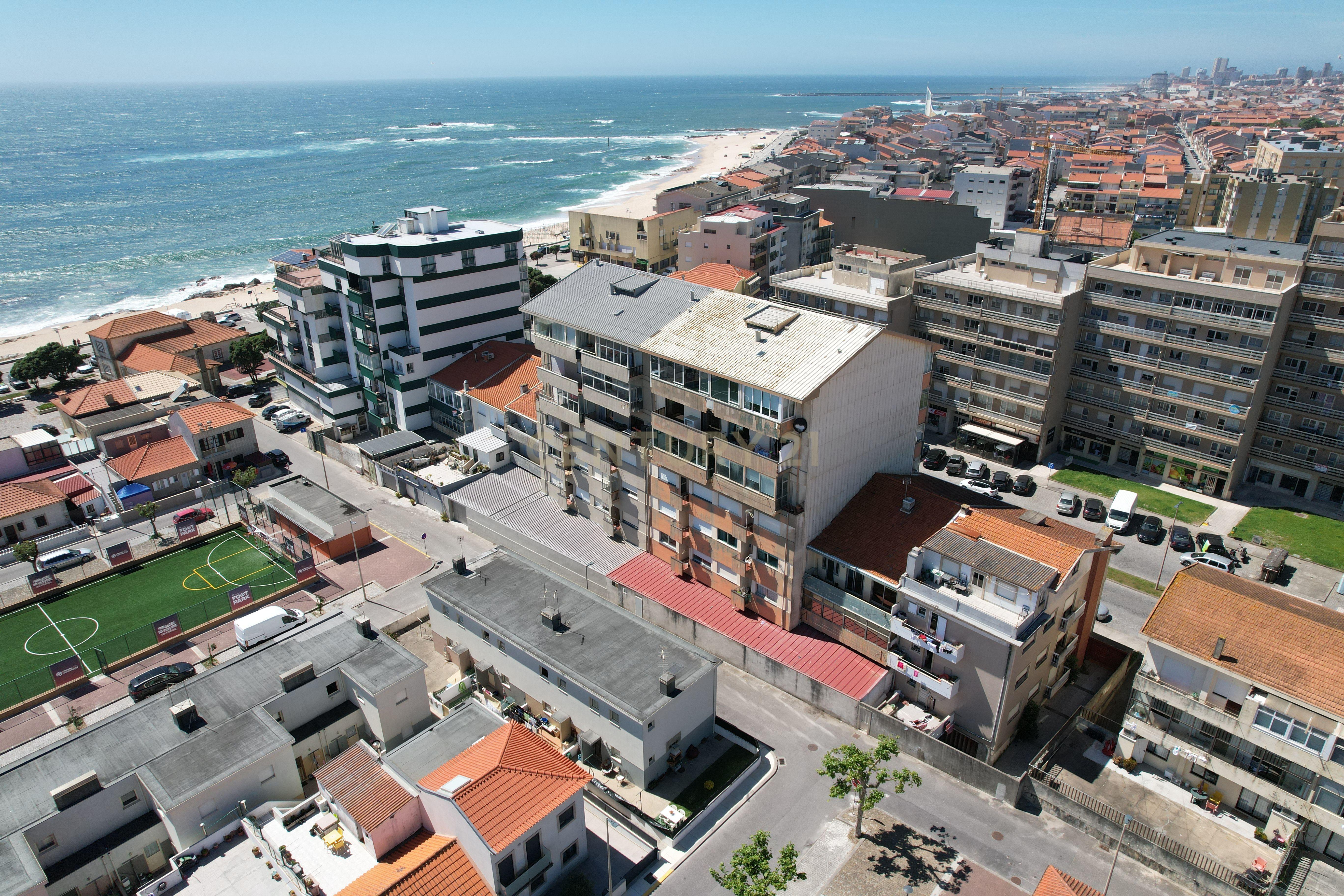Oportunidade Única em Vila do Conde – Prédio à Venda a 150m da Praia - Image 11