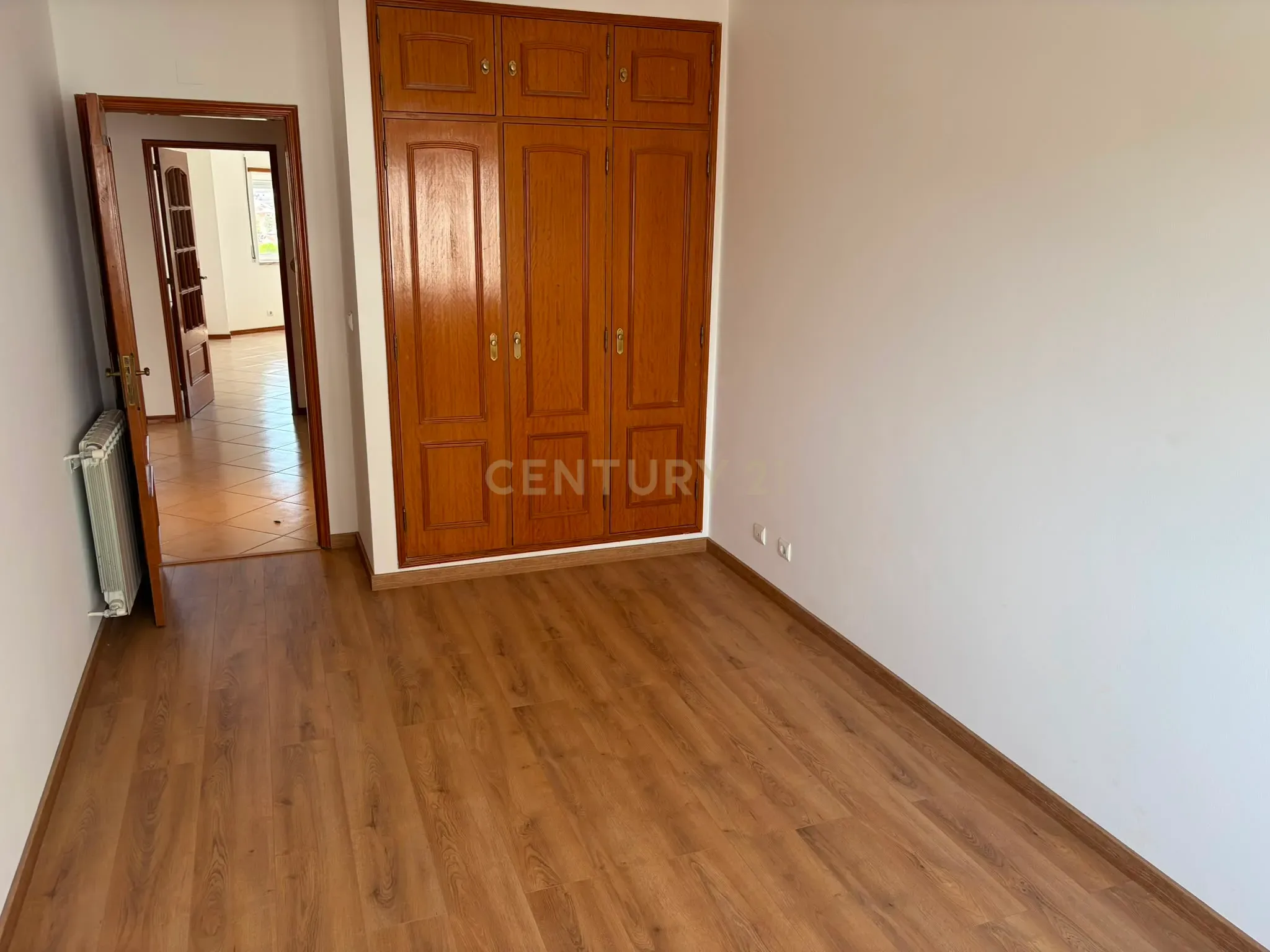 Fotografia 10 de Apartamento Central com Luz Natural e Proximidade a Serviços