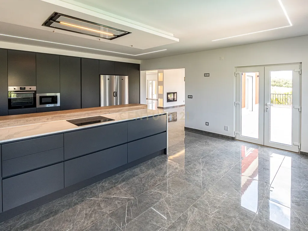 Moradia T6 de Luxo - 924 m² - Piscina - São Pedro da Cadeira - Nova - Image 15