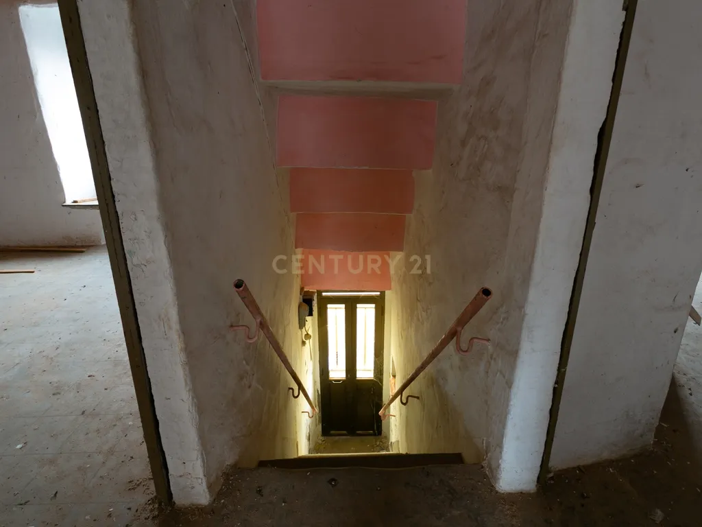 Oportunidade Única de Investimento em Mourão – Alentejo, Portugal - Image 16