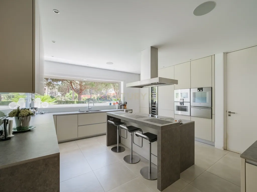 Moradia de luxo contemporânea com 6 suítes na Quinta da Marinha, Cascais - Image 35