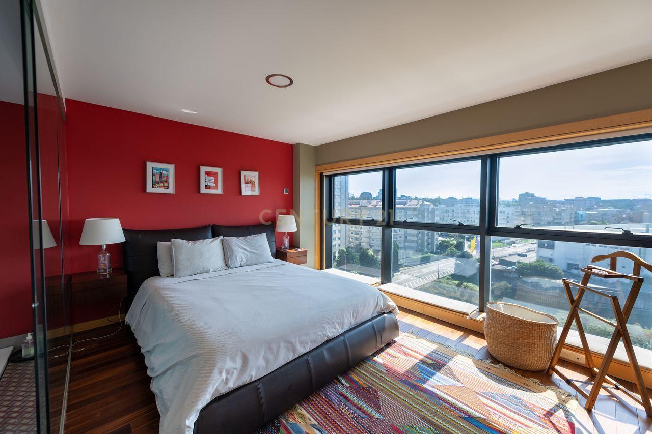 Fotografia 8 de Magnifico Loft com Banheira de Hidromassagem e Vista de Cidade | Porto
