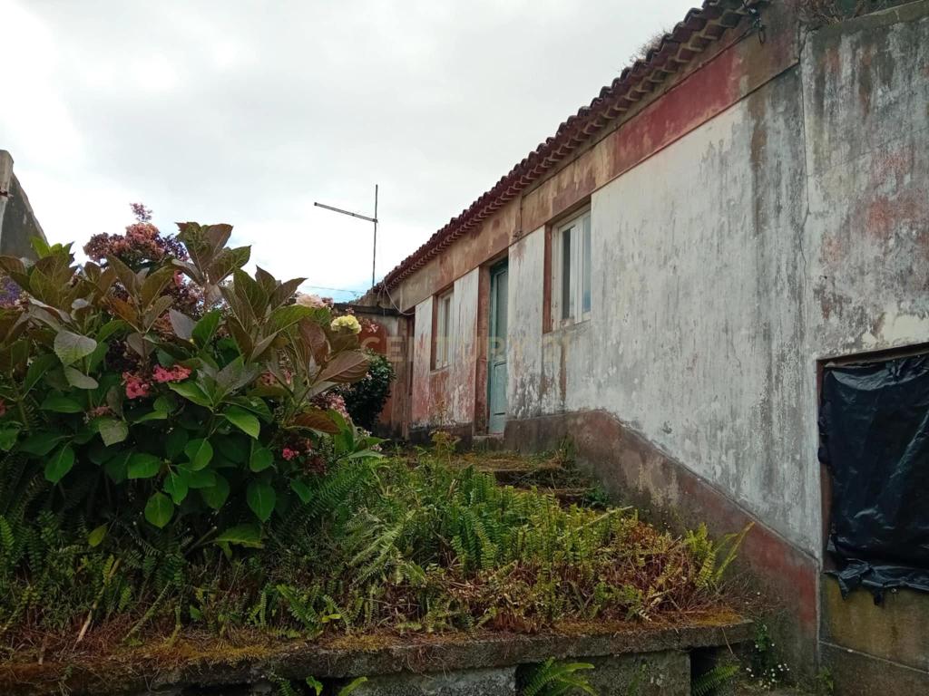 Imóvel Único para Recuperação na Água Retorta - Image 4