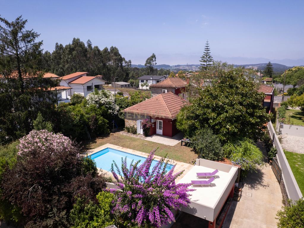 Moradia T6 de Charme com Piscina,  na Trofa (São Romão do Coronado) - Image 8