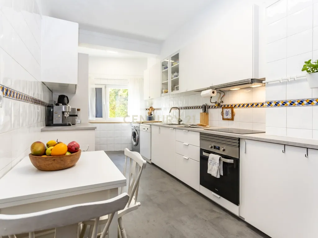 Apartamento T3 com elevador em Palmela - Image 3