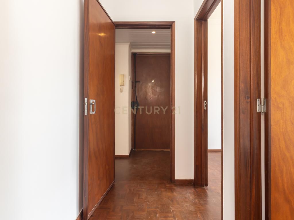 Apartamento T2 para arrendamento no centro da Costa da Caparica - Image 28