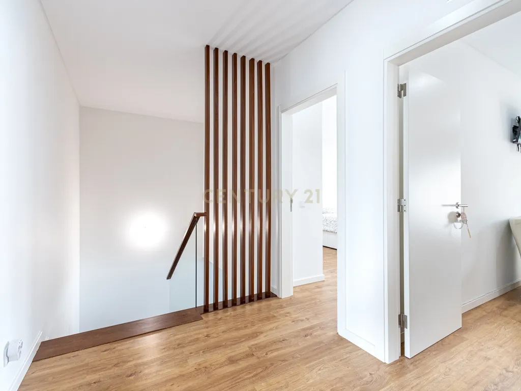 Moradia de 3 Quartos e Produção de Energia Própria | Freguesia do Milharado, Mafra - Image 11