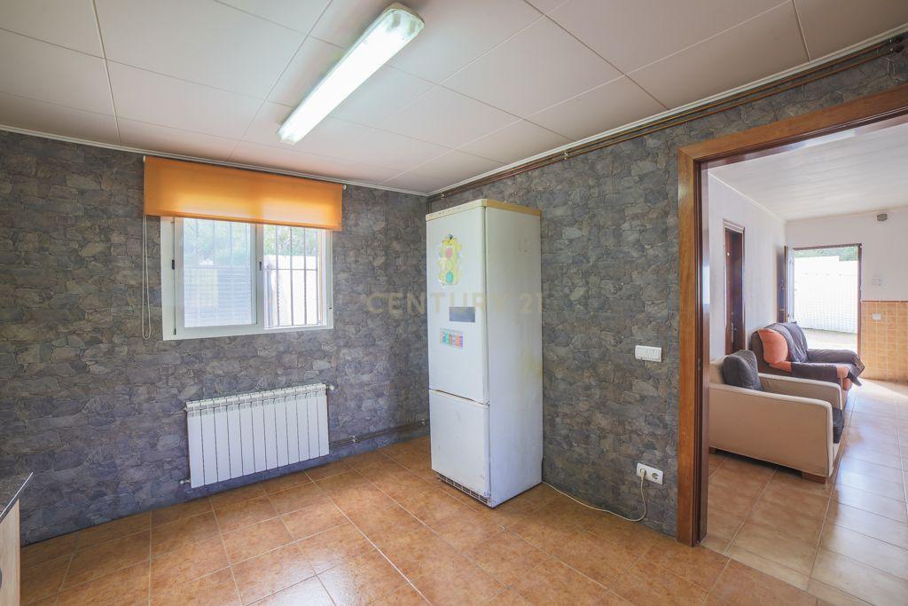 undefined - Image 17