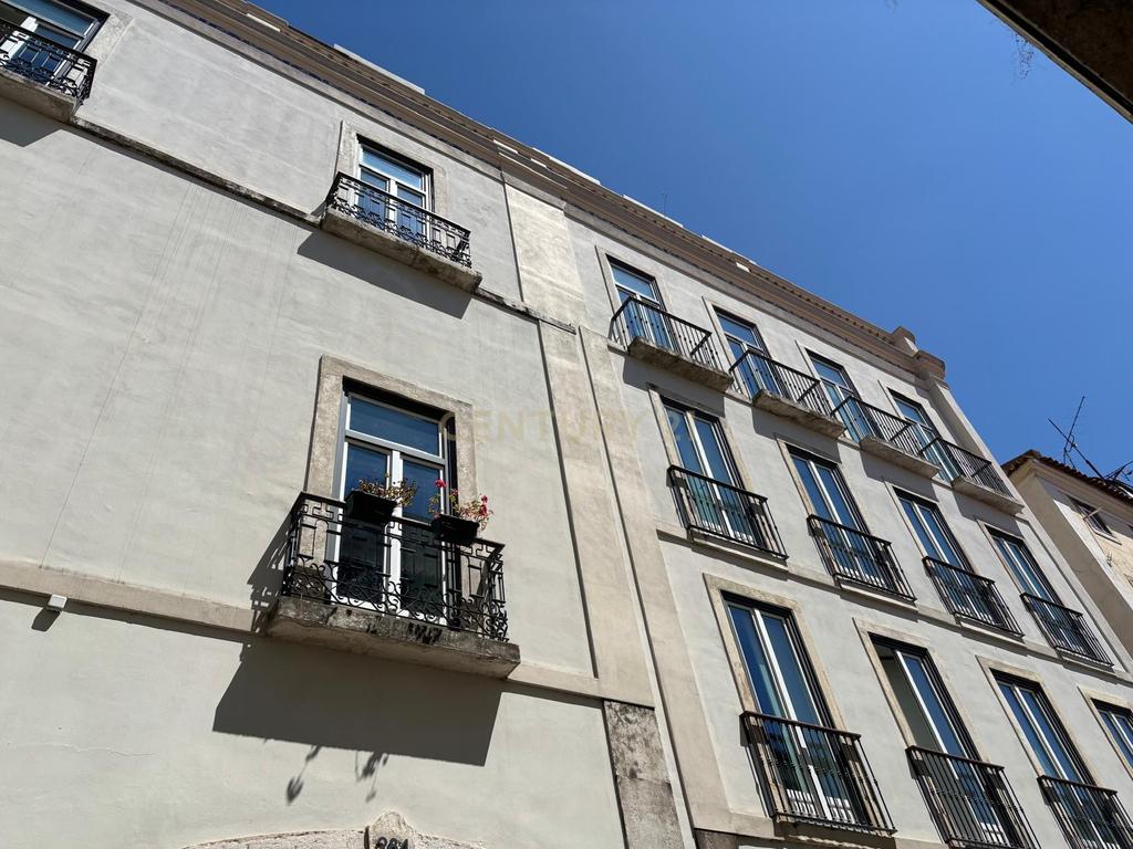 Apartamento Charmoso no Coração do Intendente com Licença para Alojamento Local - Image 16