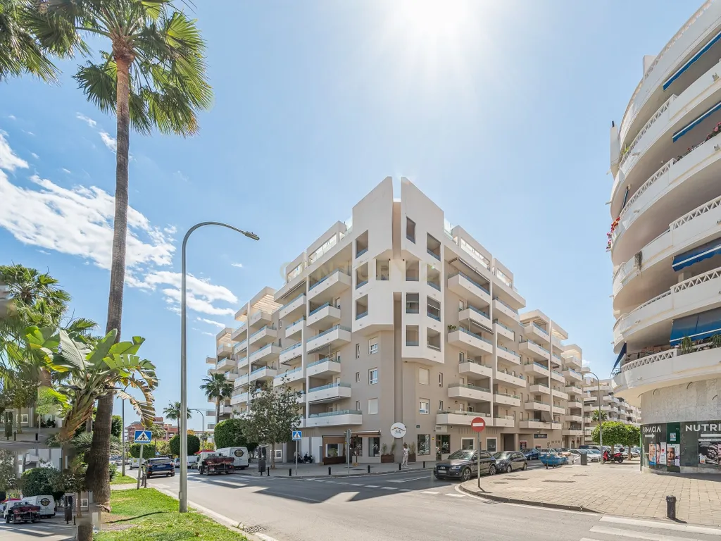 *Lugar de garagem + arrecadação em Nueva Andalucía (Albatros) – Conforto e segurança numa zona com poucas vagas de estacionamento ao ar livre* - Image 9
