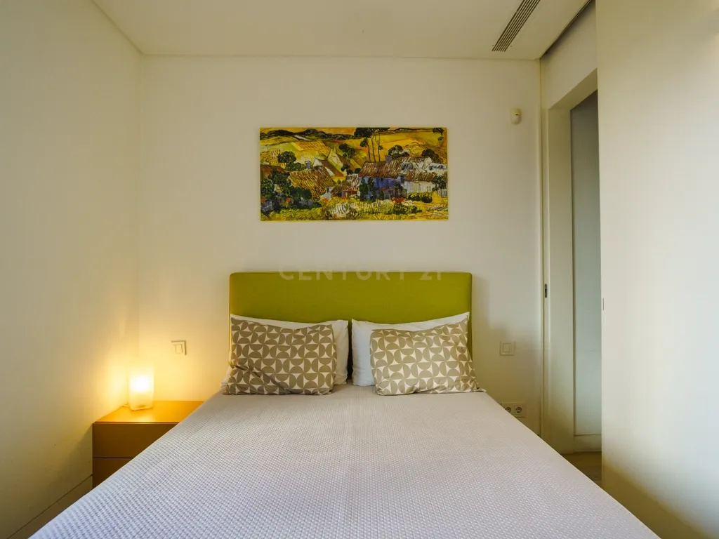 Apartamento T1 na Avenida Praia da Vitória, Saldanha - Image 10
