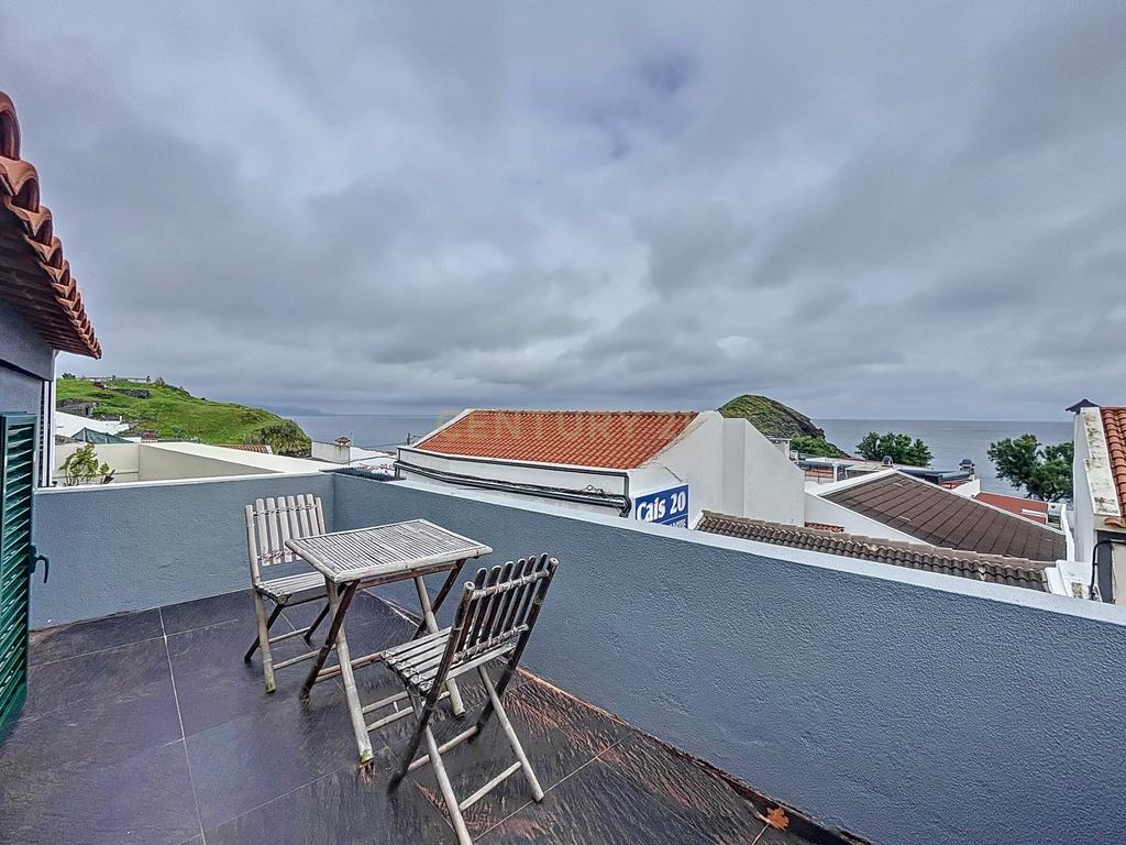 Casa Renovada (AL) com Vista Mar em São Roque - Ponta Delgada, São Miguel - Image 1