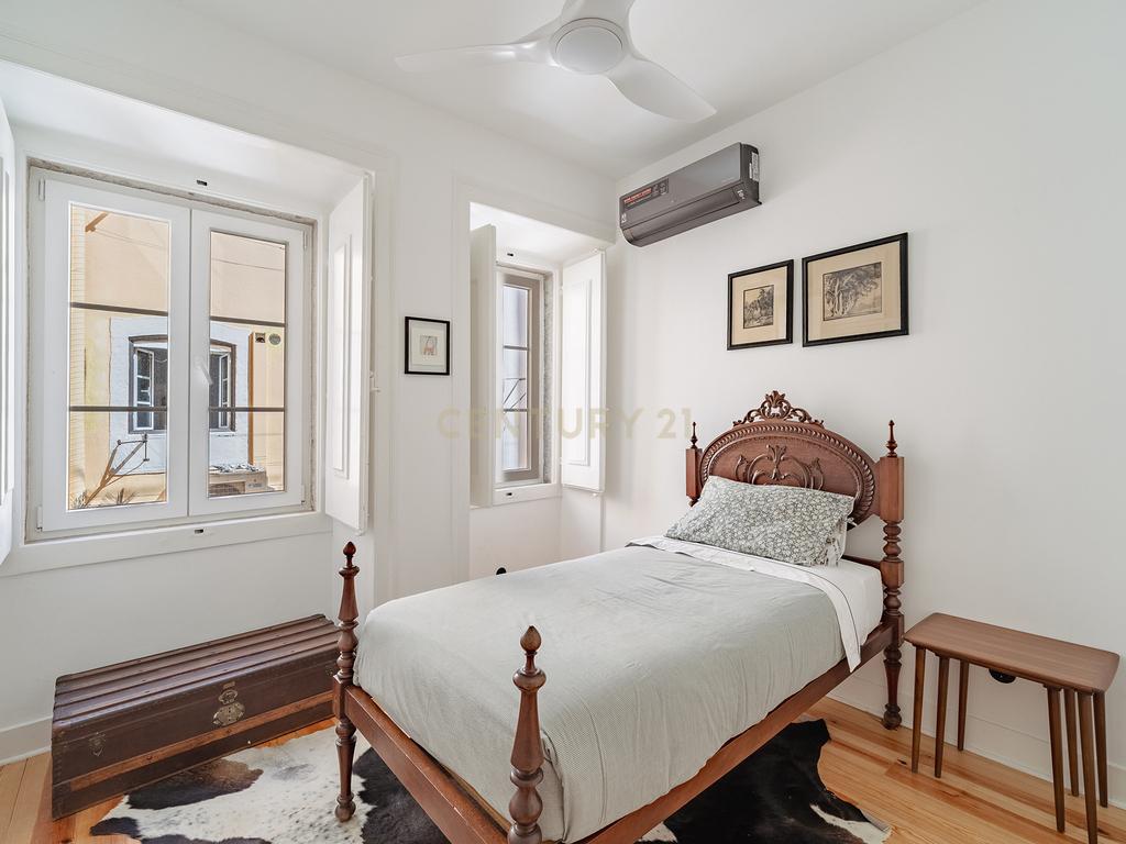 APARTAMENTO DE LUXO NA RUA DE SÃO BENTO — 188 m² | PRÍNCIPE REAL · ESTRELA - Image 43