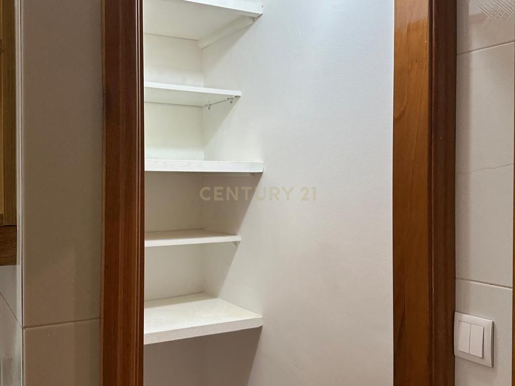 Apartamento T3 com terraço e garagem fechada para Arrendamento – Encosta do Sol - Image 7