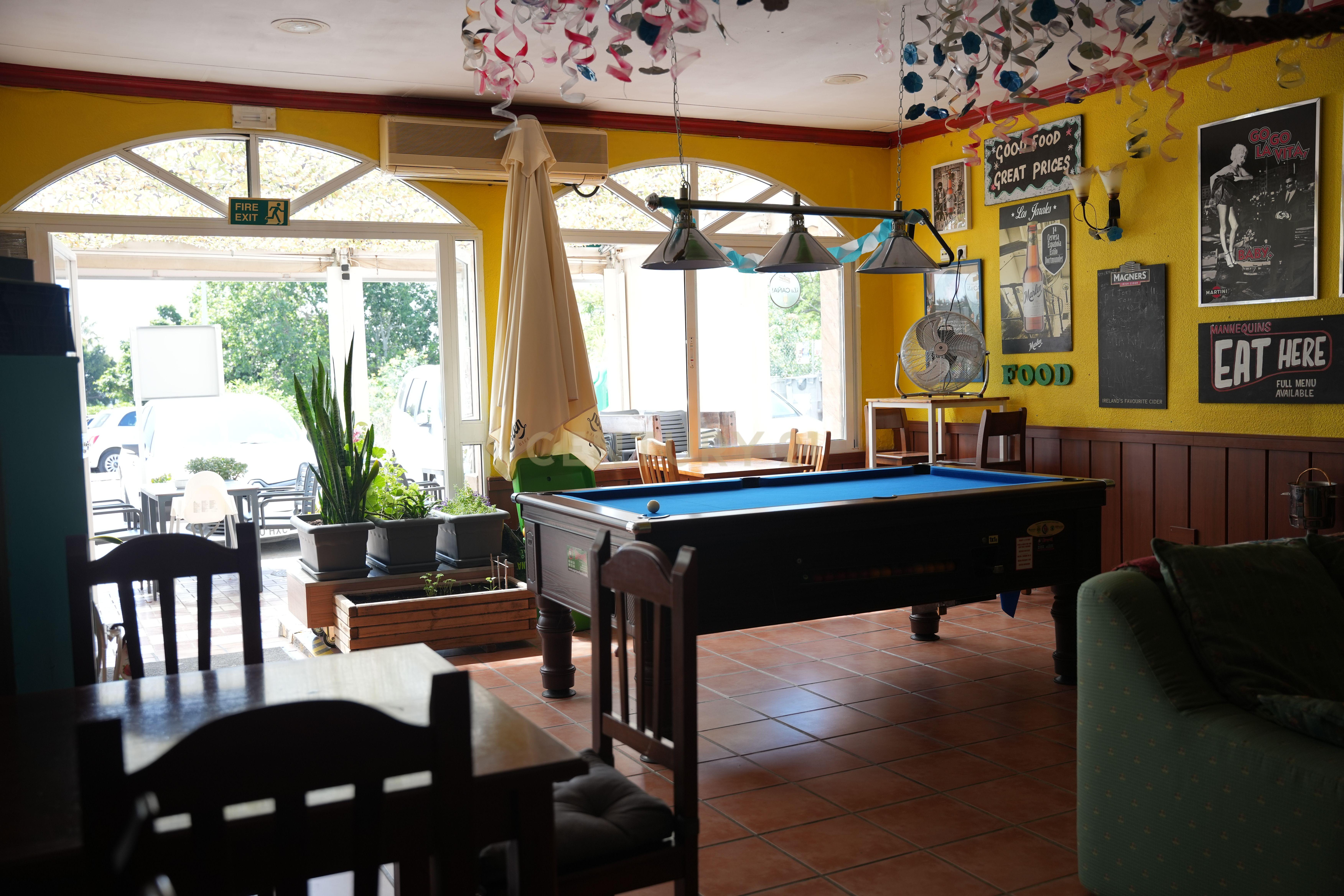 IMÓVEL COMERCIAL À VENDA EM TORREMOLINOS COM OPÇÃO DE COMPRA – RESTAURANTE EM FUNCIONAMENTO NA CALLE ALLENDE - Image 2