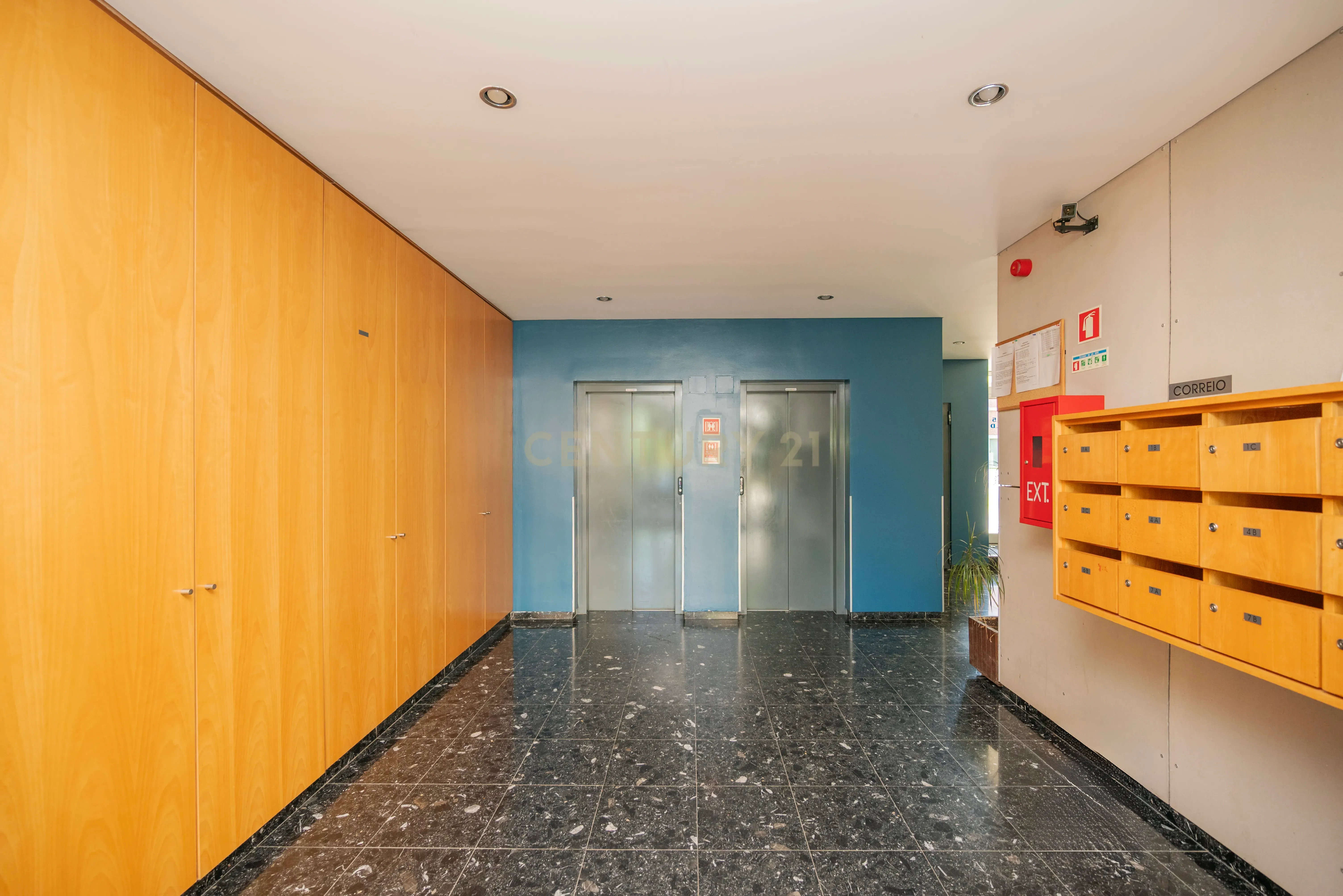 Apartamento T3 Luminoso com Vista Deslumbrante e Localização de Excelência – Parque Oeste / Quinta das Conchas - Image 22