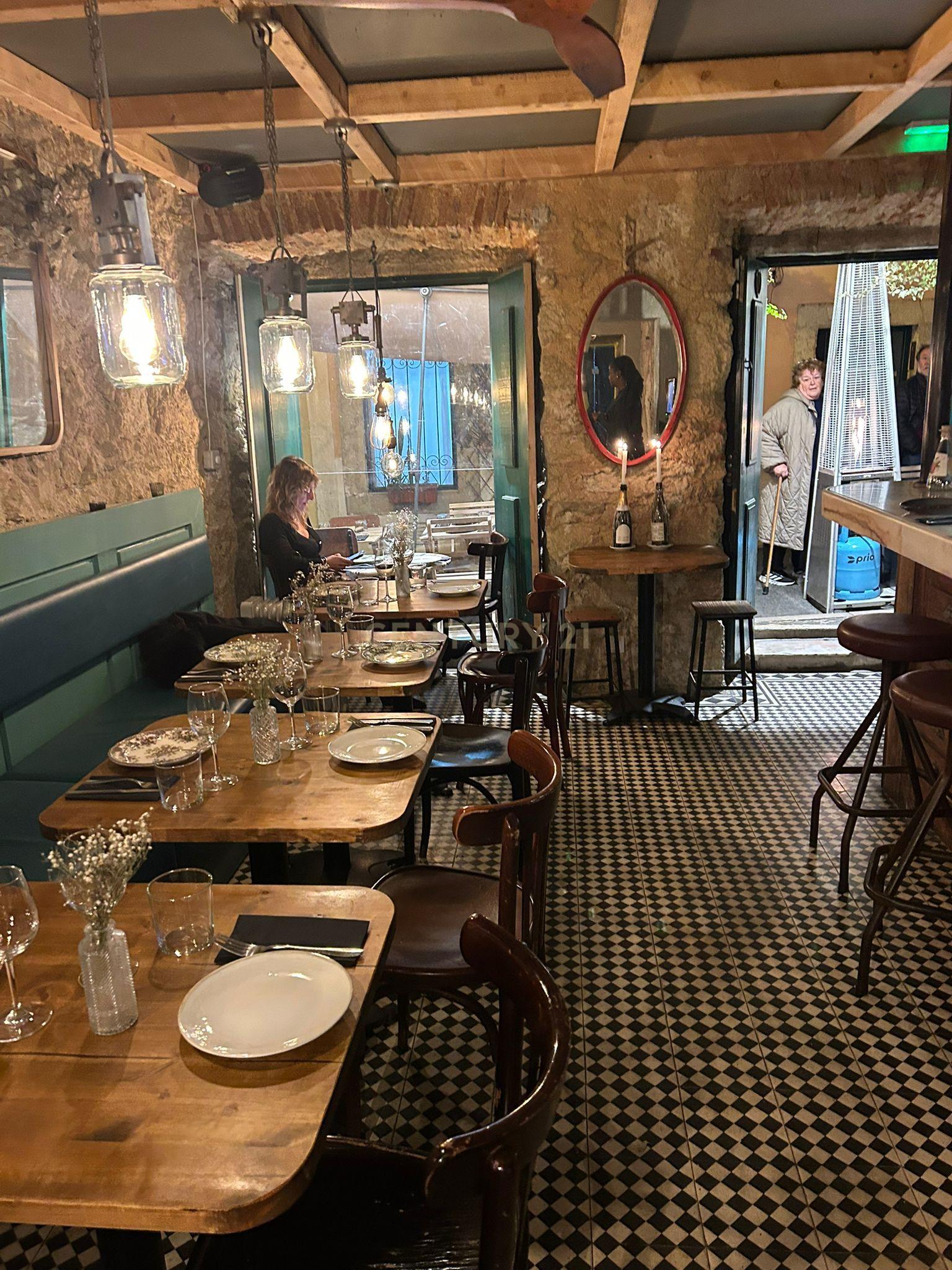 Fotografia 5 de Oportunidade de Trespasse | Restaurante em Zona de Referência