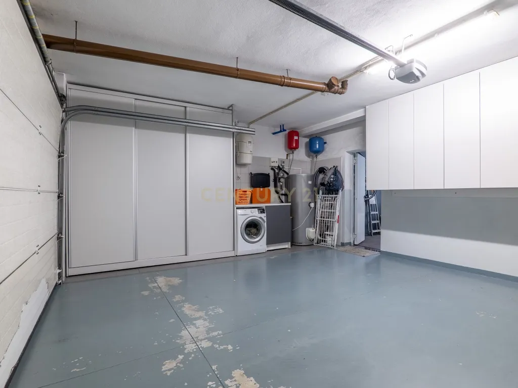 Andar de Moradia Duplex em Lavra – A 2 minutos a pé da praia! - Image 30
