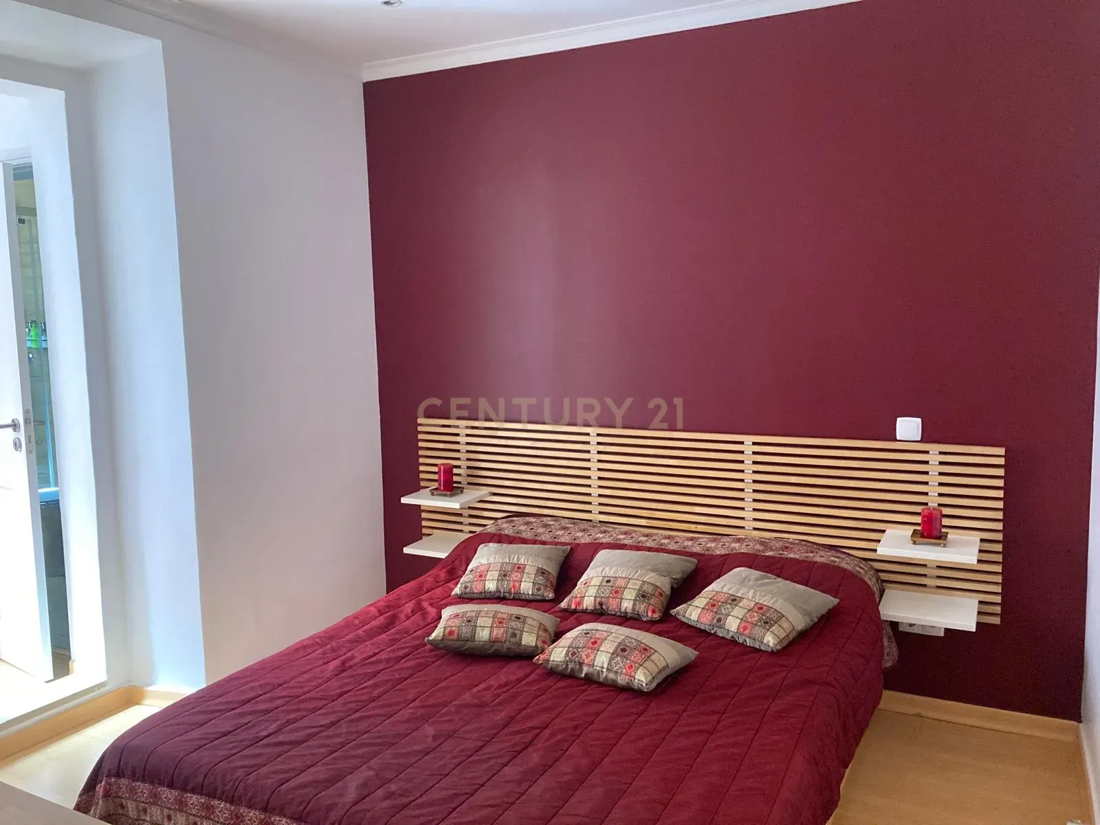 Fotografia 11 de T2 em Campo de Ourique com Pátio de 23m²