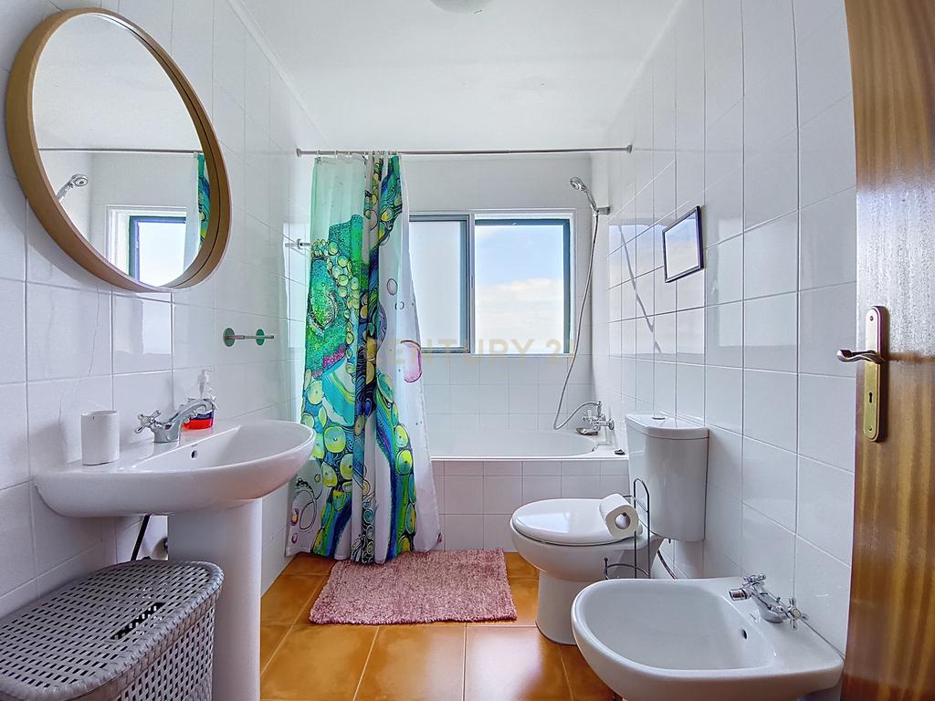 Casa Renovada em Nordeste, Ilha de São Miguel - Image 11