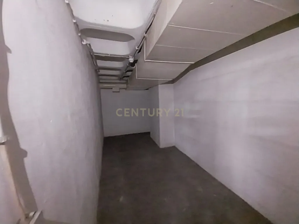 Arrecadação Chiado - Oportunidade Única por 43.000€ - Image 6