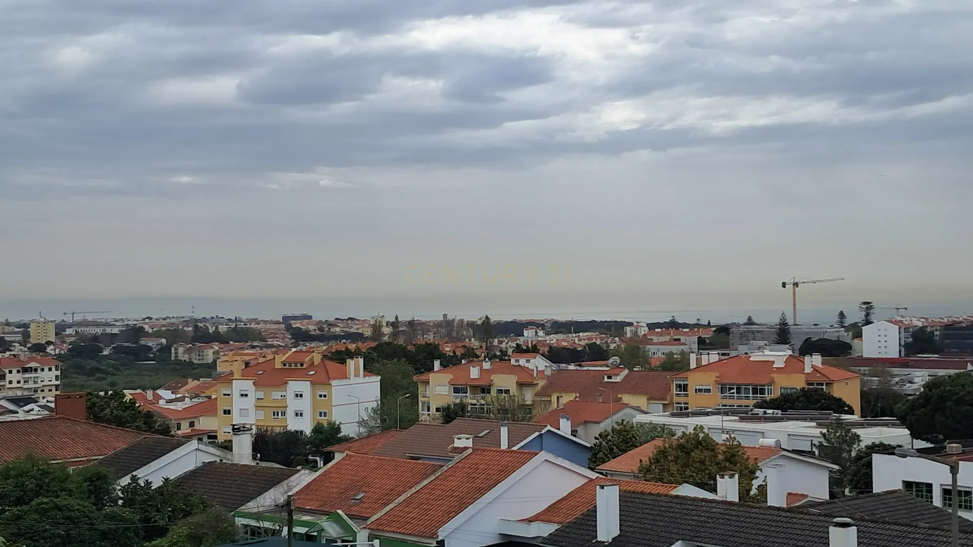 Moradia geminada T3 + 1 com vista de Mar - São Domingos de Rana - Image 1
