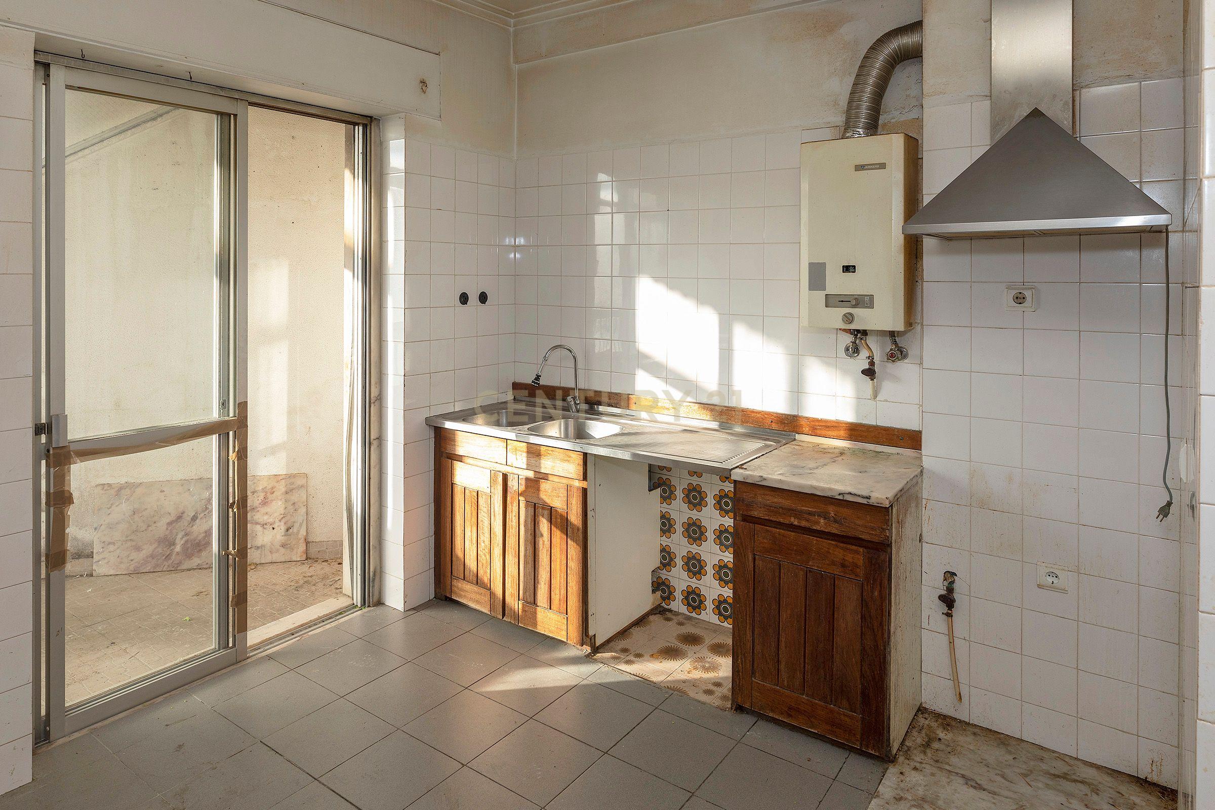 Apartamento T6 | Último Andar | 226m² | Quinta das Palmeiras, Oeiras - Image 15