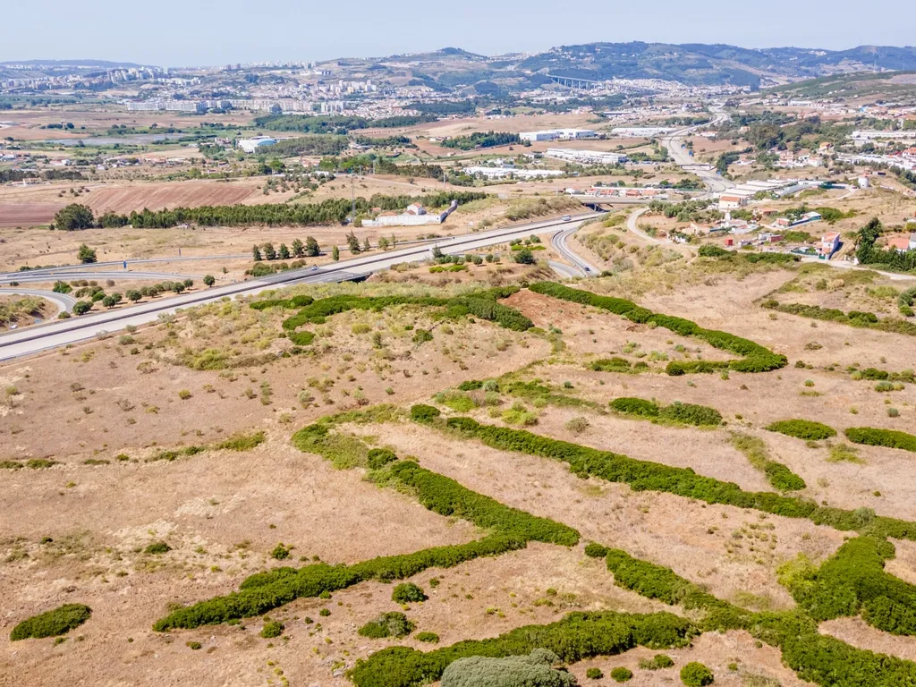 Terreno Rústico com 9640 m2 em São Julião do Tojal, Loures - Image 12