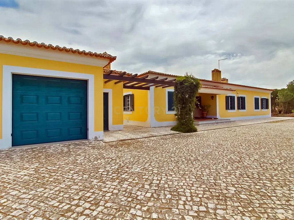 MORADIA TÉRREA | 4 QUARTOS | PISCINA | 20.000 m2 TERRENO | SANTO ESTEVÃO - Image 7